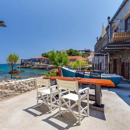 Skiff - Transformed On The Water's Edge Apartment Chania (Crete)
