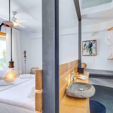 Skiff - Transformed On The Water's Edge Apartment Chania (Crete)